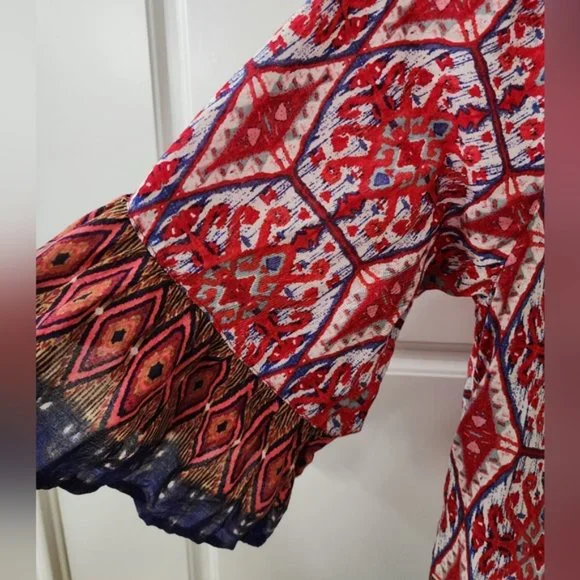 ! Beach Lunch Lounge Bohemian Inspired Contrasting Ruffled Trim Blouse Size M ! - Picture 3 of 6